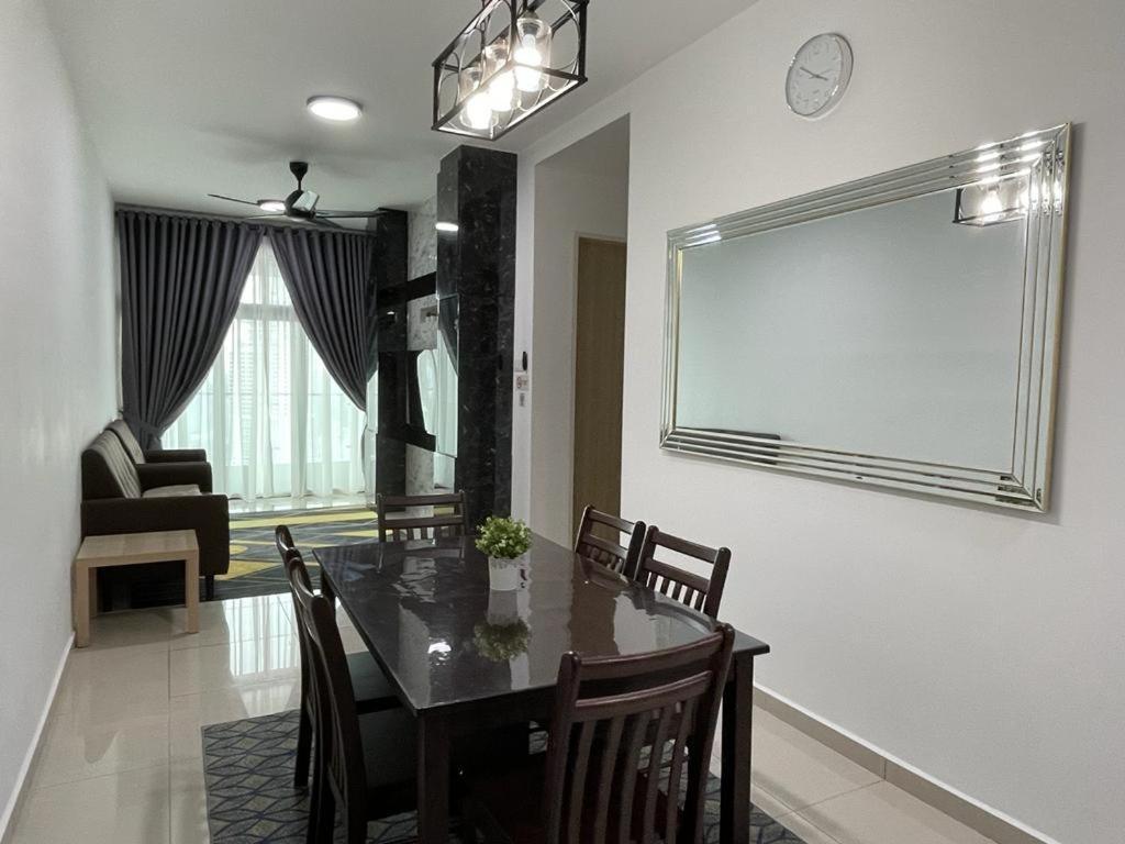 Legasi Kampung Baru Guest House By Rumahrehat Kuala Lumpur Dış mekan fotoğraf